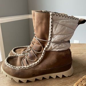 The North Face Sisque Fleece Lined Winter Boots